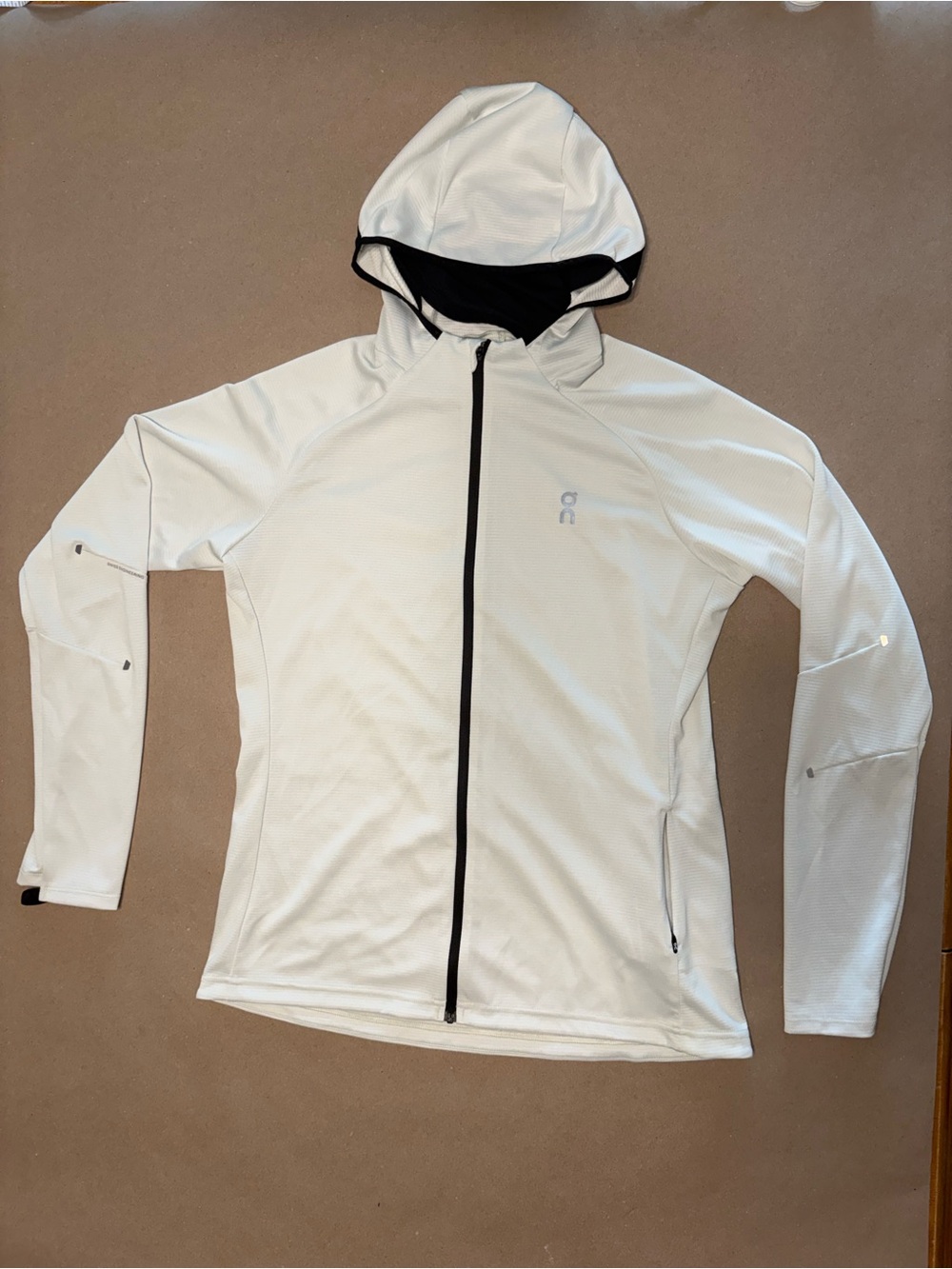 On Running Women’s Hooded Zip Jacket